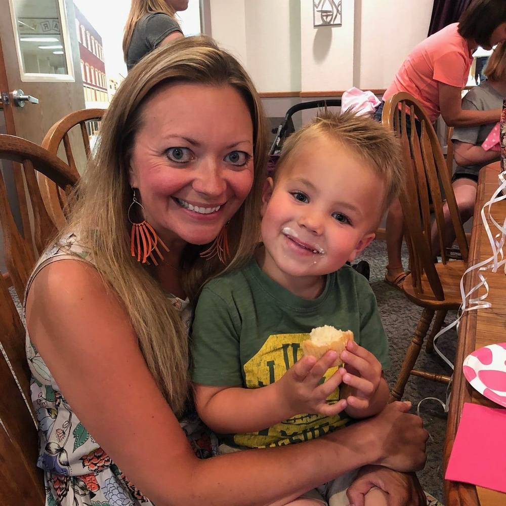 Meet your Posher, Jenny